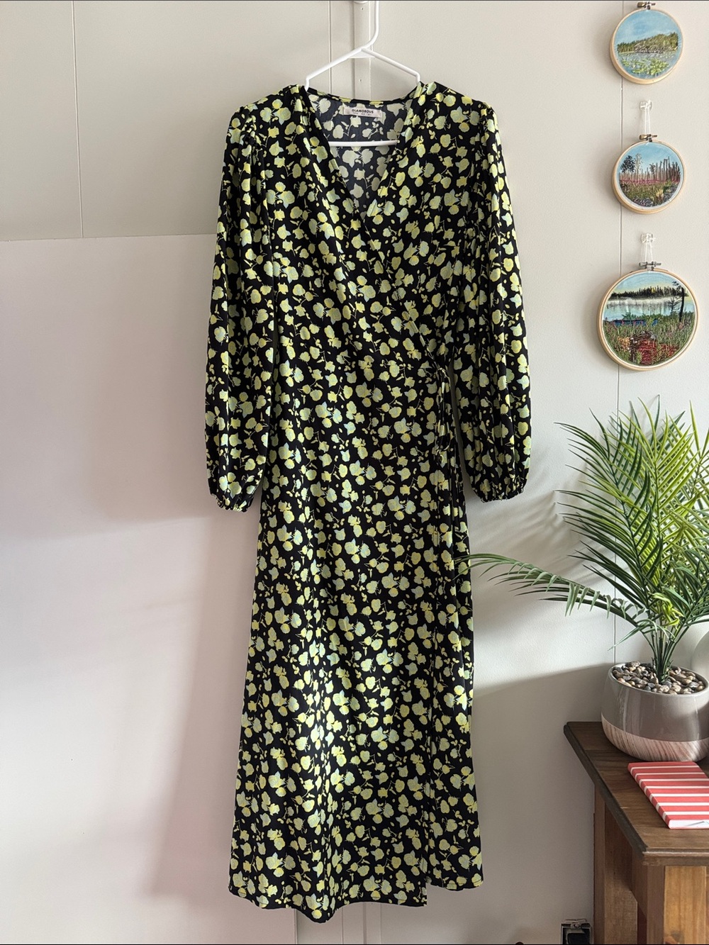 GLAMOROUS Black and Yellow Floral Puff Sleeve Maxi Dress US 4